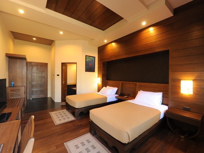 Ocean Paradise Resort Ngwesaung Bagian luar foto