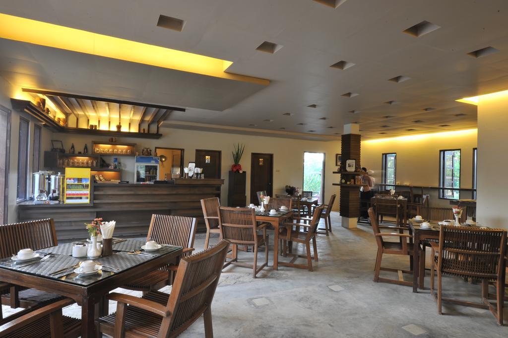 Ocean Paradise Resort Ngwesaung Bagian luar foto